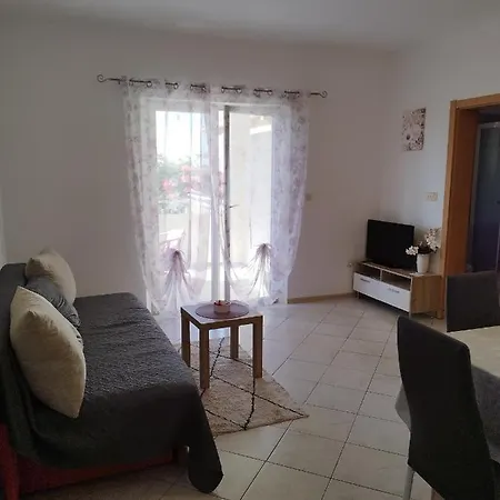 Ula * Traù