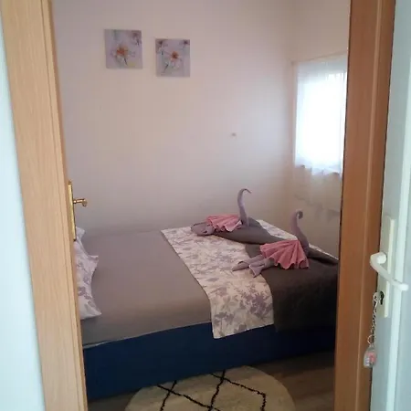 Ula Apartman *